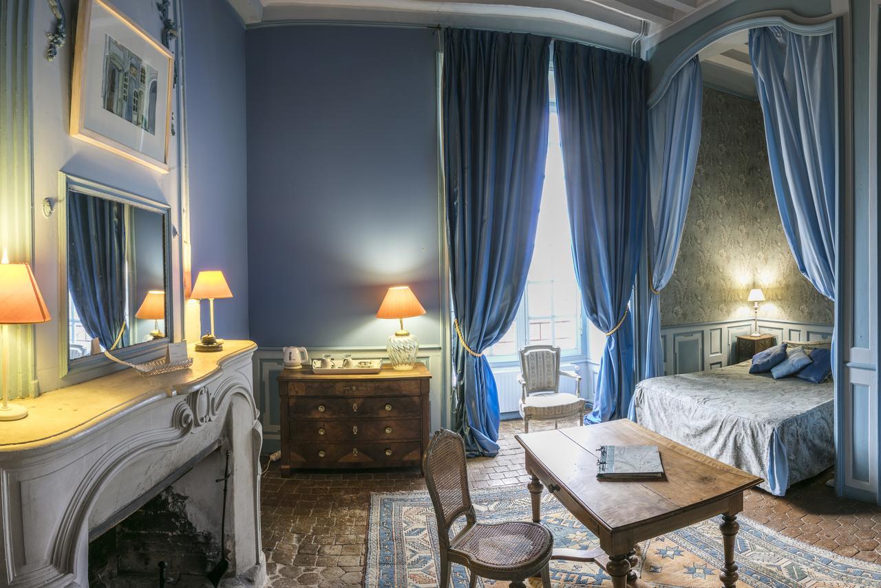 Chambres D'Hotes Au Chateau De Gizeux Bagian luar foto
